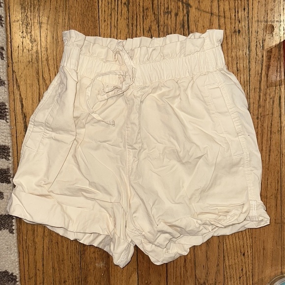 Abercrombie Twill Paperbag High Waisted Shorts - Picture 6 of 7
